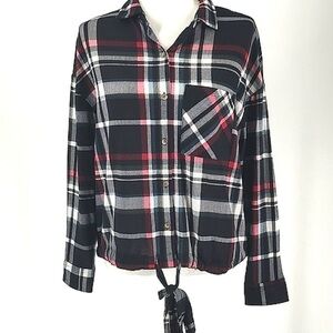 NWT POLLY & ESTHER  XSMALL BLACK PLAID